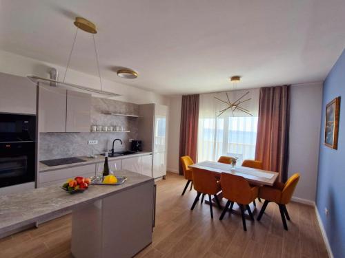 Family-friendly apartments with swimming pool Podstrana, Split - 23526