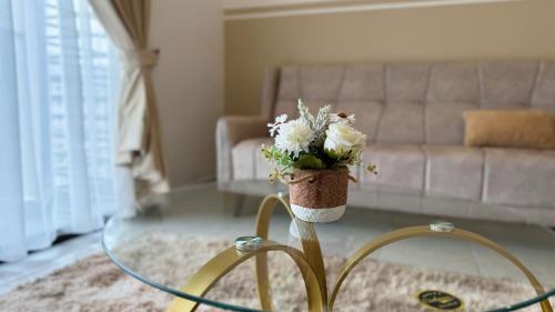 Гостиная зона в Youth City Residence Fully Aircon Blissful Suite
