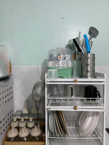 Una cocina o cocineta en Radex Place Staycation 2BR House- near Dahican beach