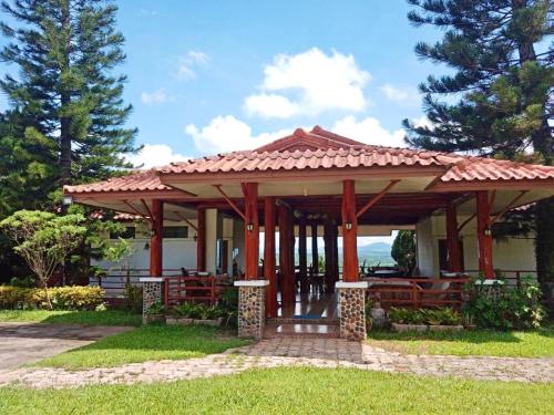 Zahrada ubytování Phuphamok Valley Resort