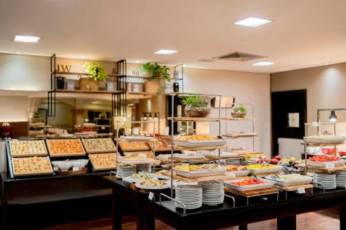 Mad på hotellet eller i nærheden