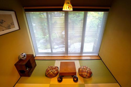 Ruang duduk di 柏 八瀬 HakuYase