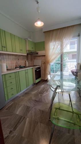 Aristi Apartment by the Music Hall