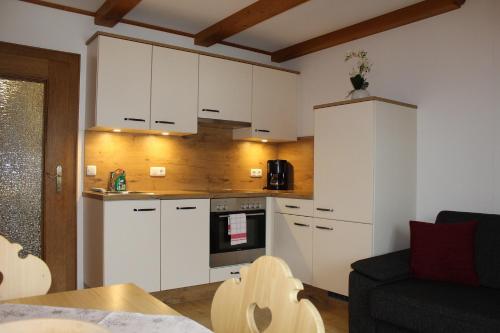 Una cocina o zona de cocina en Orterhof