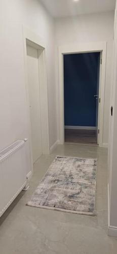 Φωτογραφία από το άλμπουμ του Orange Apartment σε Prizren