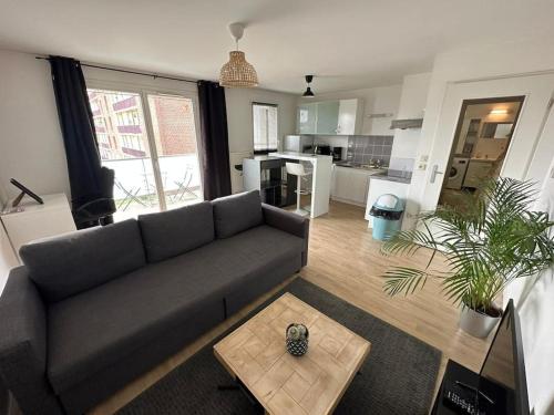 Appartement proche CHU avec balcon et parking