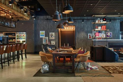 Ποτά στο Moxy Atlanta Midtown