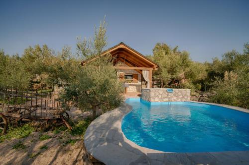 House with pool, 50 meters from sea, privacy - by TRAVELER tourist agency Krk - ID 2137