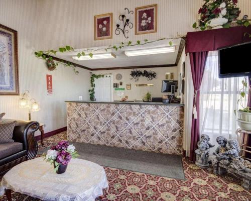 Afbeelding uit fotogalerij van Econo Lodge Van Horn in Van Horn