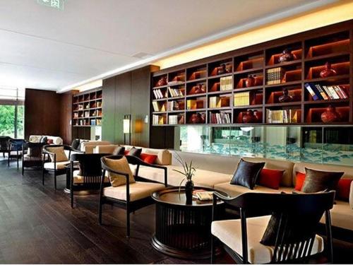 Area soggiorno di Hongzhushan Hotel Mount Emei