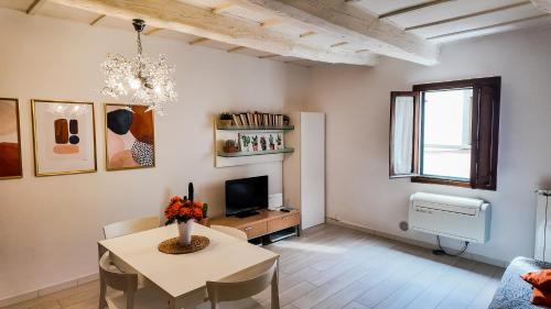 Little Sweet Home in Florence