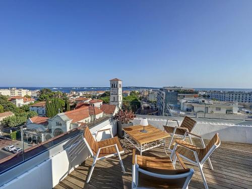 Wow Splendide 3-4 pcs Duplex Rooftop Vue mer by Olam Properties