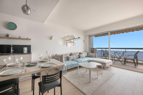 Séjour vue mer pour 4 - 20m plage de la Baule