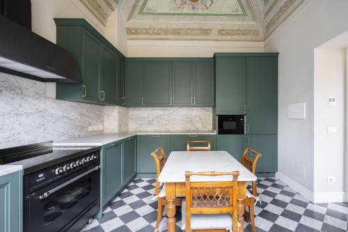 Albizi Penthouse Luxury Apartment In Florence By Palazzo Pazzi Vitali