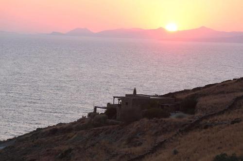 Villa Aperon - 5 bed, 5 bath - Kea Villa Rent - Kastellakia Bay Villas