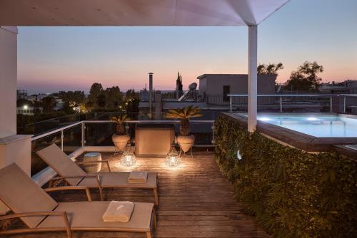 Crystal Green Signature Condos