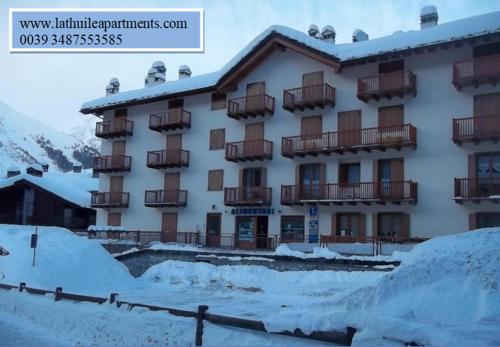 Το Trilocale BELVEDERE Alloggio ad uso turistico - VDA - LA THUILE - CIR 0068 τον χειμώνα