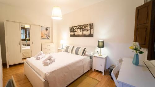 H&H Suite Corrala Realejo