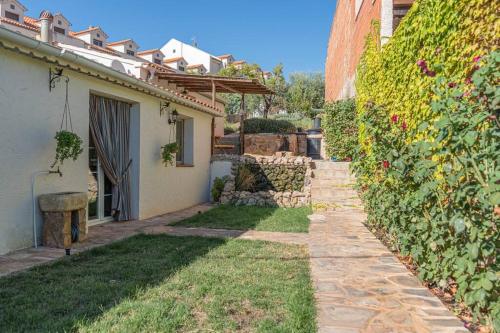Zahrada ubytování Casa con jardín y piscina privada