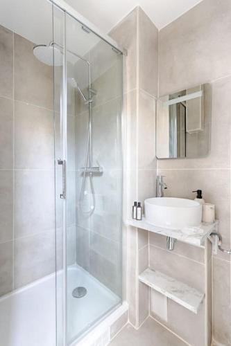 Photo de la galerie de l'établissement Magnifique studio Charenton 2P, à Charenton-le-Pont