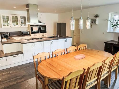 Η κουζίνα ή μικρή κουζίνα στο Apartment Meyer by Interhome