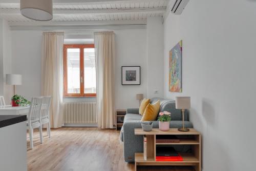 Niccolini Sarpi Food&Design Modern Apartment in Milan Chinatown