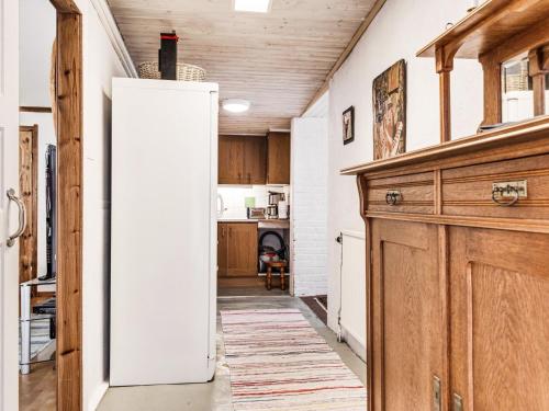 Dapur atau dapur kecil di Holiday Home Sjöhagsviken by Interhome