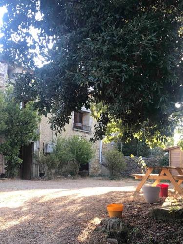 Κήπος έξω από το La ferme de Marithé gite relais