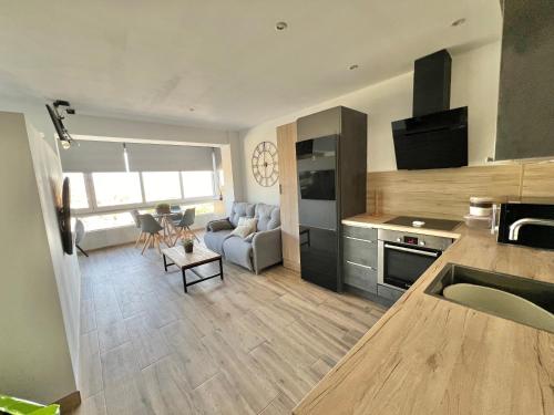 MARBELLA BEACHFRONT - Beachside apartment with stunning sea views
