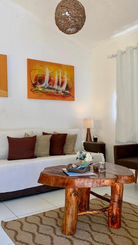 Χώρος καθιστικού στο Chalé Jacu Beach Pipa