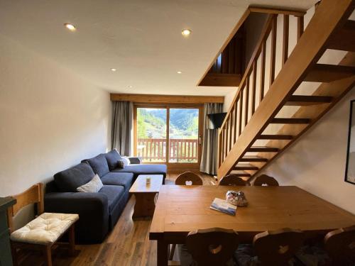 Résidence L'ermitage - Appartement 3 pièces mezzanine pour 6 personnes situé à Méribel centre proche des commerces et des pistes de ski MAE-7944