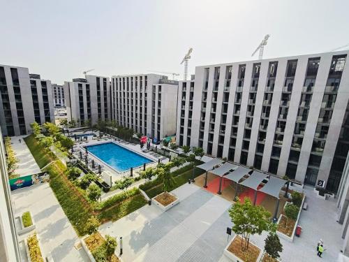 Bazén v ubytování Shiro Elegant Living nebo v jeho okolí