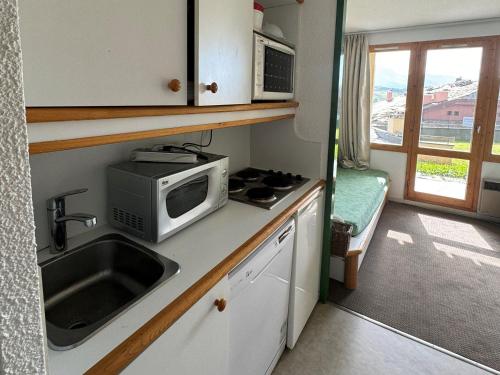Studio fonctionnel 3/4 pers avec balcon et accès direct pistes