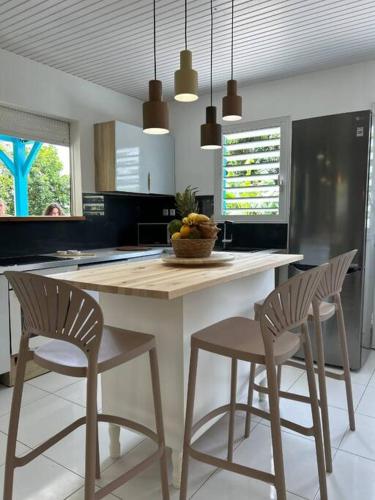 Φωτογραφία από το άλμπουμ του Villa YAKA - Logement cosy σε Quartier la Fleury Guiné