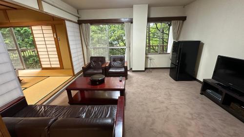 โทรทัศน์และ/หรือระบบความบันเทิงของ Hotel Kosho