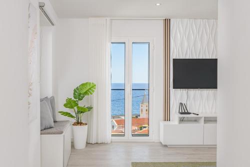 JPL Blue Horizon Residential - Casa Blue B & C