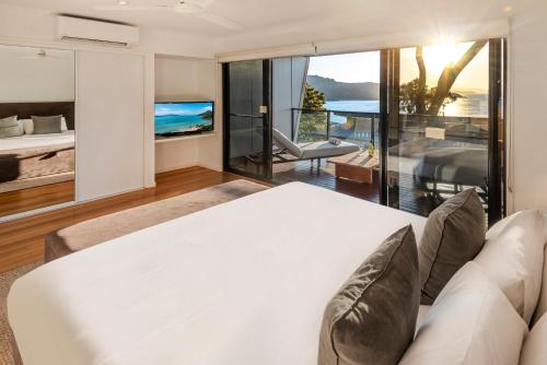 Katil atau katil-katil dalam bilik di Shorelines Apartments on Hamilton Island by HIHA