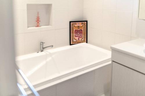 Φωτογραφία από το άλμπουμ του Spacious, Pet Friendly - Close to Main St σε Ocean Grove