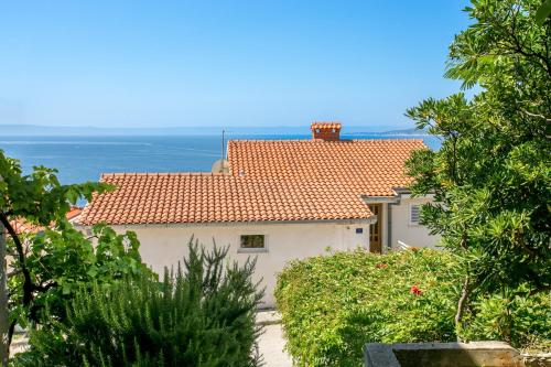 Apartment Baska Voda 300b