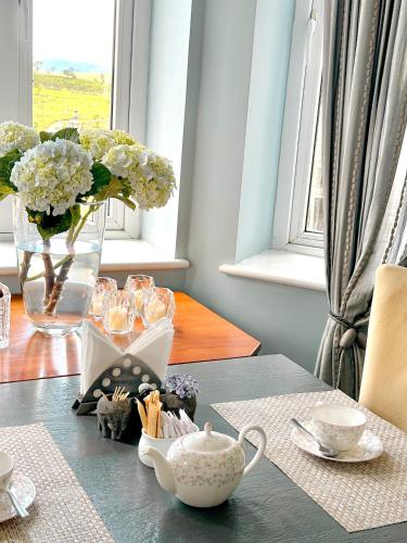 Příslušenství pro přípravu čaje a kávy v ubytování Kent Cottage