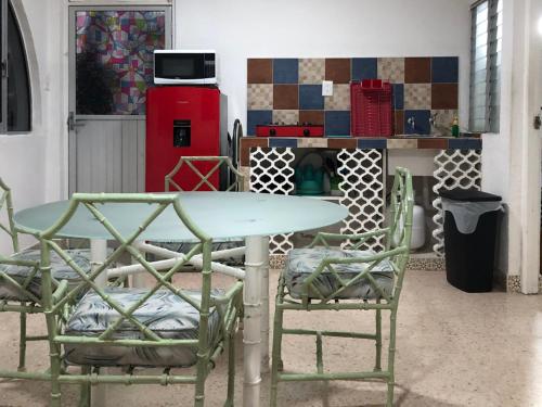 Μια τηλεόραση ή/και κέντρο ψυχαγωγίας στο Suite Victoria Acapulco 3