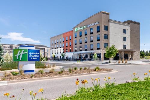 a rendering of the front of a building at Holiday Inn Express & Suites - Colorado Springs AFA Northgate by IHG in Colorado Springs