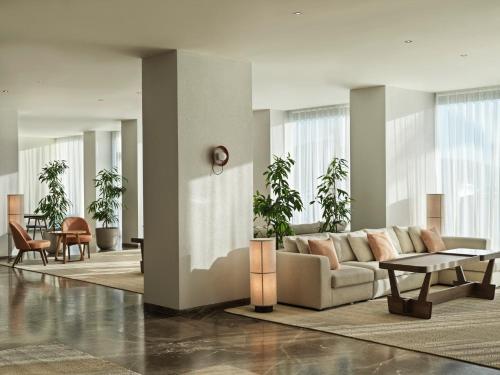 Χώρος καθιστικού στο InterContinental Crete by IHG