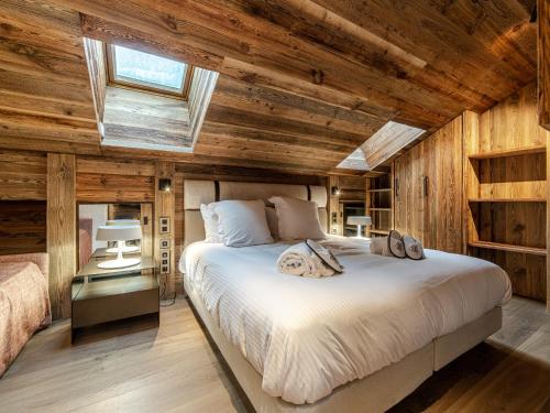 Chalet Penthouse Luxe à Méribel - Concierge, Spa, Parking - FR-1-613-41 photo 2