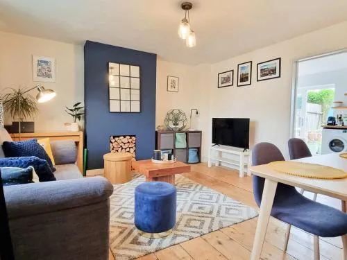 Luckwell Cottage two bedroom photo 1