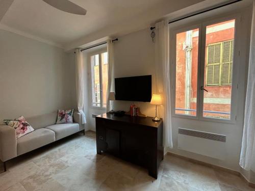 Rossetti Rosa Vieux Nice 2 bed