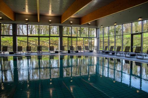 Bazén v ubytování Hotel Grad Otočec - Relais Chateaux nebo v jeho okolí