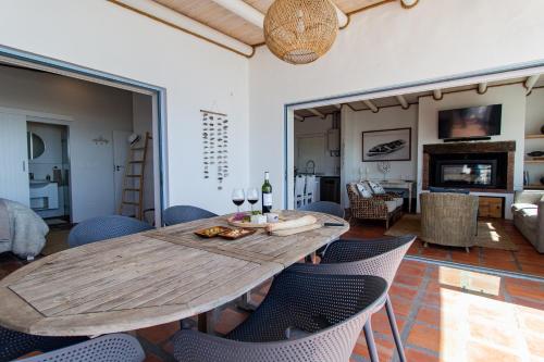 Photo de la galerie de l'établissement C'est la Vie, à Paternoster