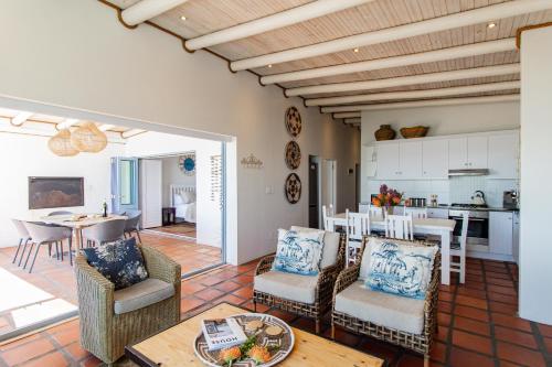 Photo de la galerie de l'établissement C'est la Vie, à Paternoster