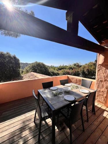 Logement Mésange600m à pied de SantaGiulia Jacuzzi